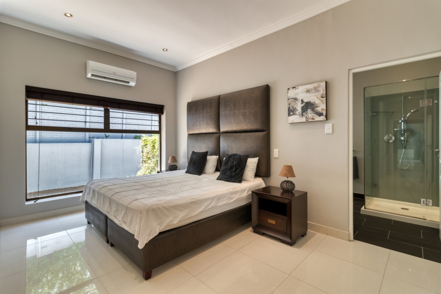 5 Bedroom Property for Sale in Helderberg Estate Western Cape